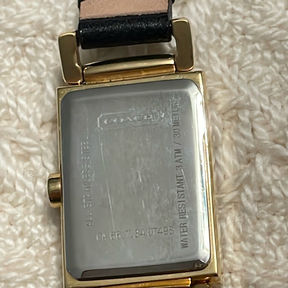 COACH Madison Women's Casual Watch - Picture 16 of 16